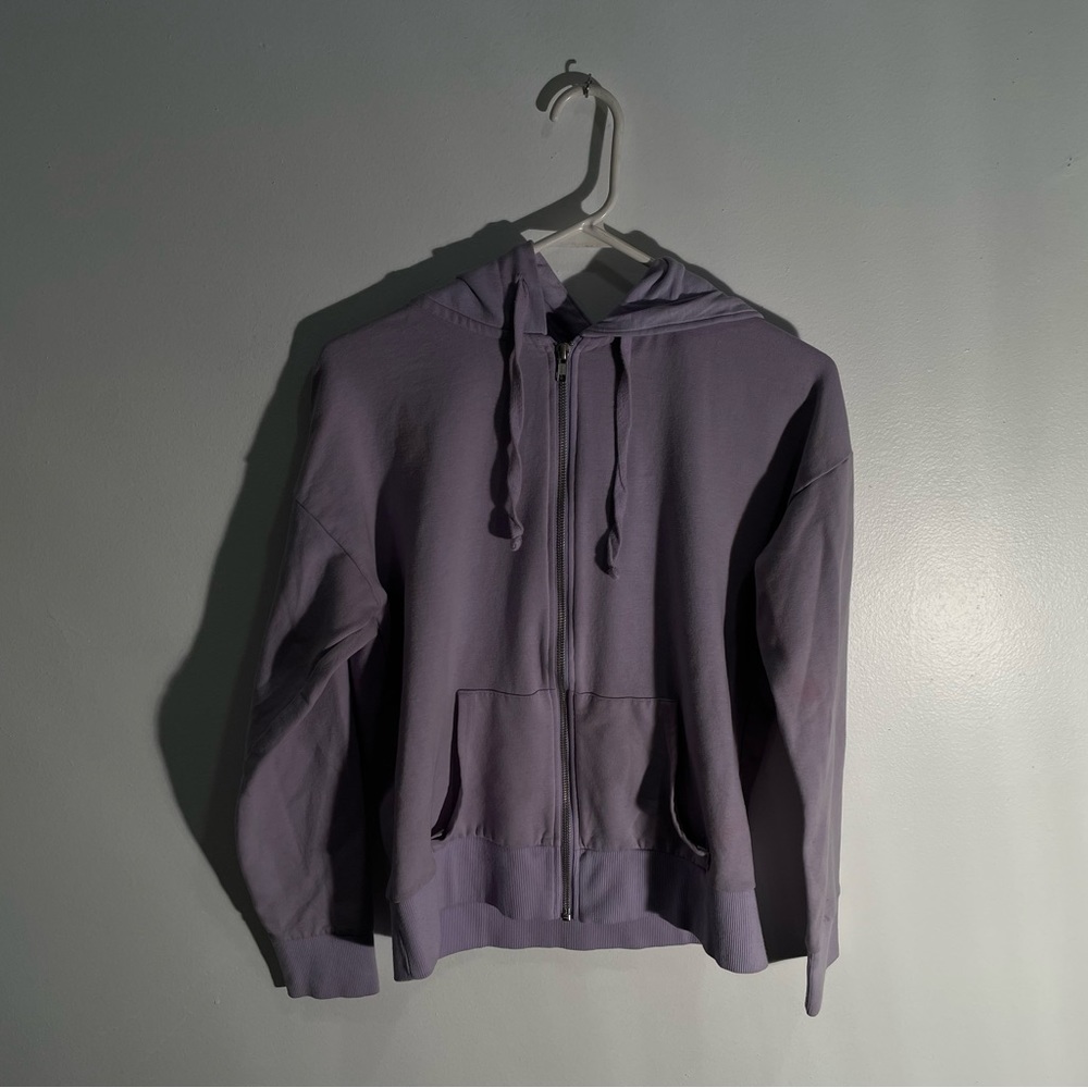 zip up hoodie